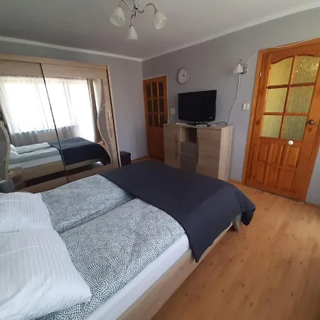 Aga * ミエンジズドロイェ